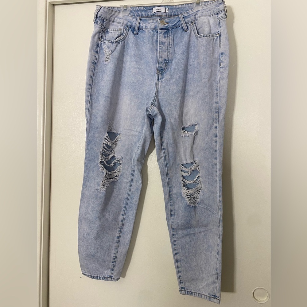 Rue21 Size 16 Light Blue Ripped Mom Jeans